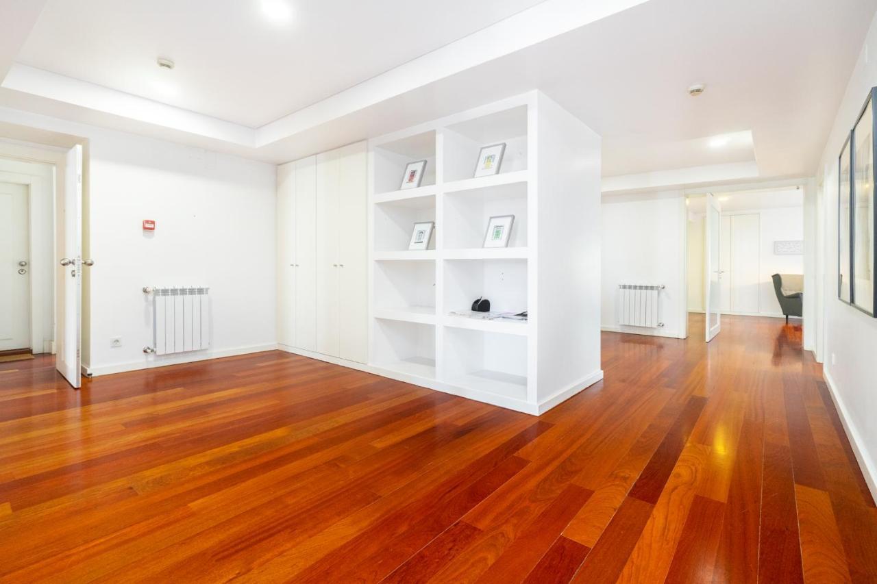 Whome | Luxury Chiado Prime Apartment Lisboa Kültér fotó